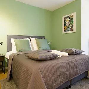 https://pleasant-studio-in-the-city-center.amsterdamhotelsnl.com
